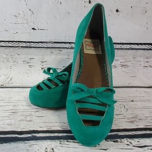 Bettie Page by Ellie Jade Green Heels Sz 8